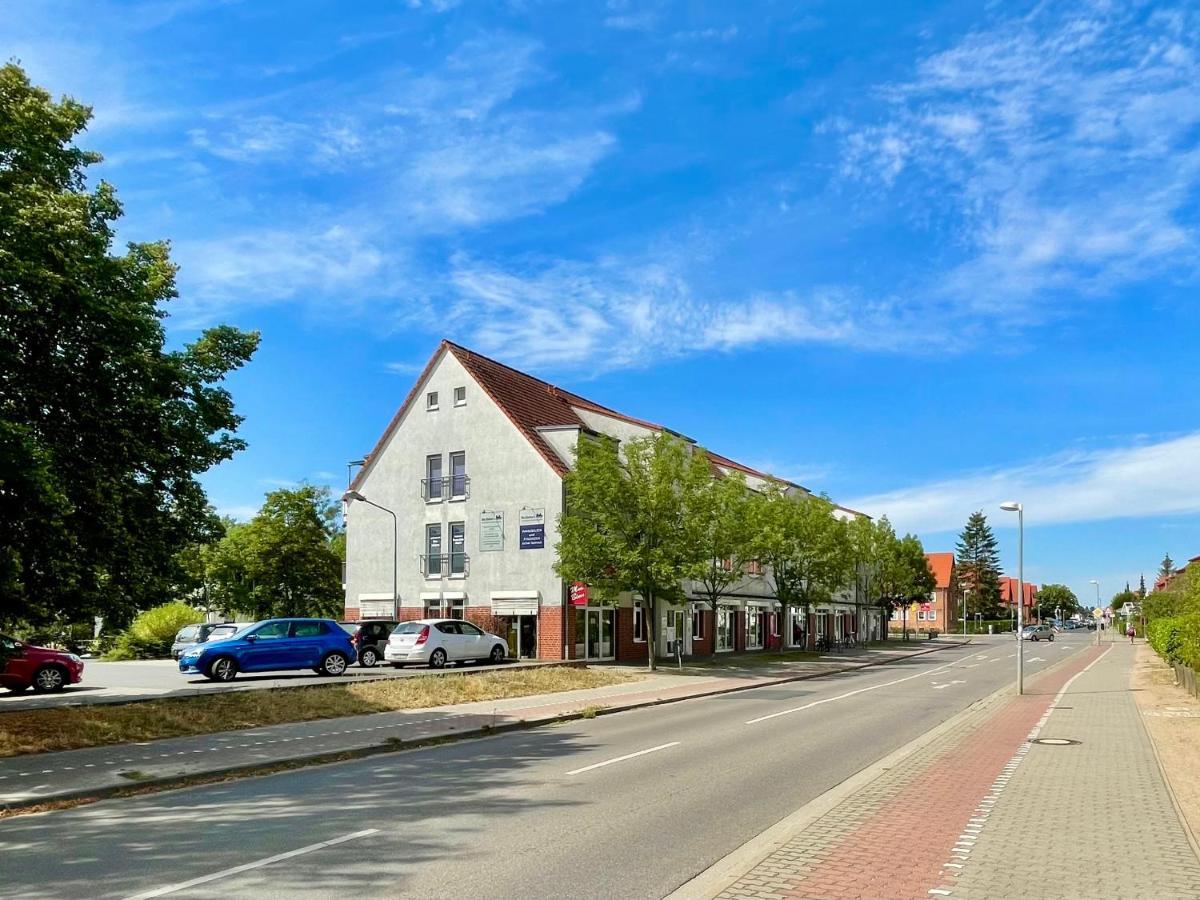 Ferienwohnung Kranichnest Нойбранденбург Екстериор снимка